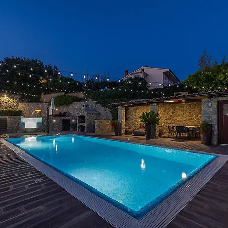 Petra Krk Apartamento Krk Town
